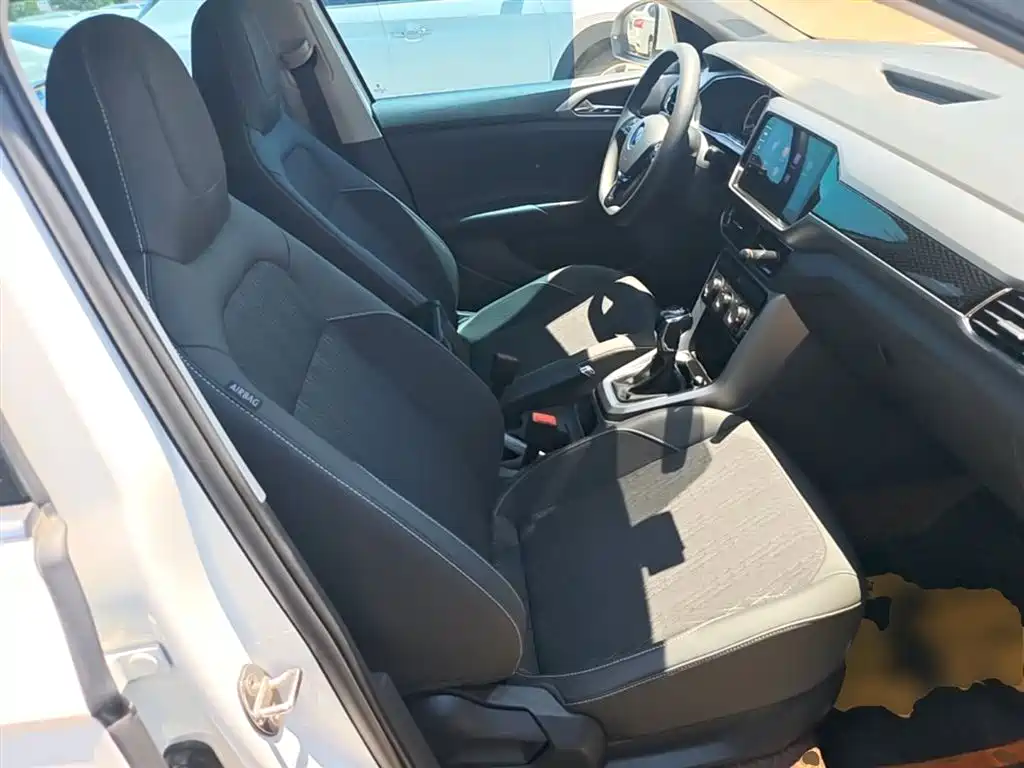 Volkswagen T-Cross 2021 280TSI DSG Comfort Edition фото 25