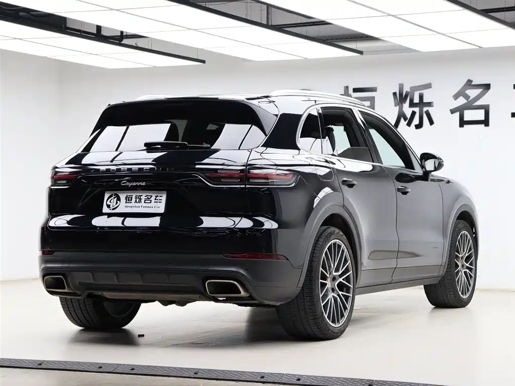 Porsche Cayenne 2018 Cayenne 3.0T фото 28
