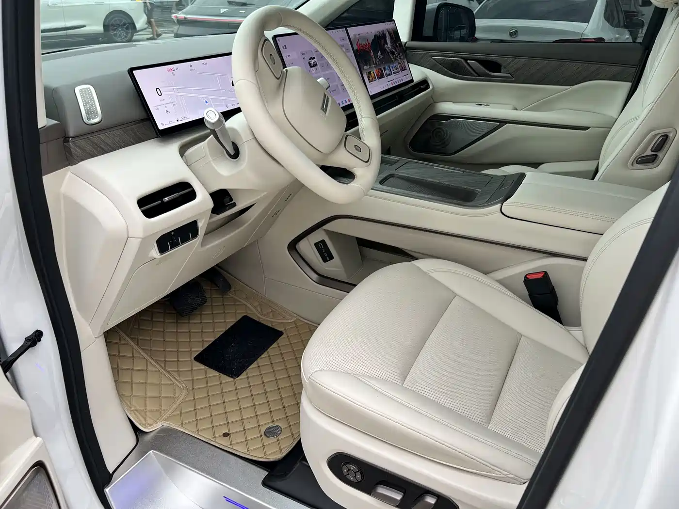 WEY Alpine 2025 2025 AWD Alpine 8