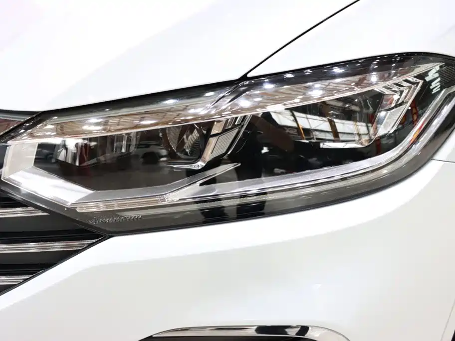 Volkswagen Lavida, миниатюра 7