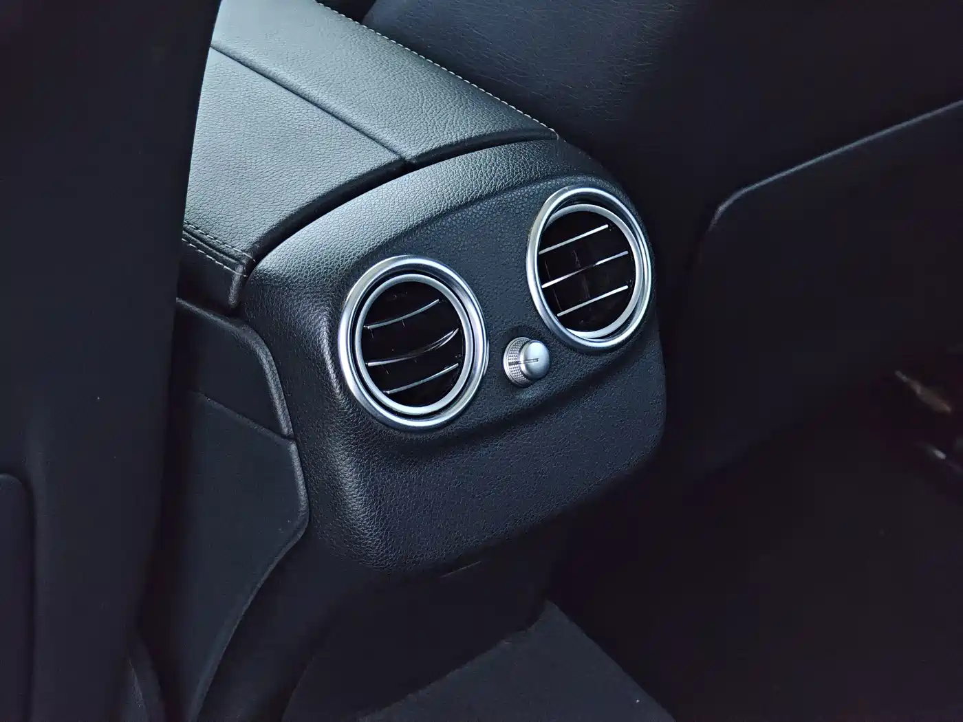 Фото 18 - Mercedes-Benz C-Class (Import)