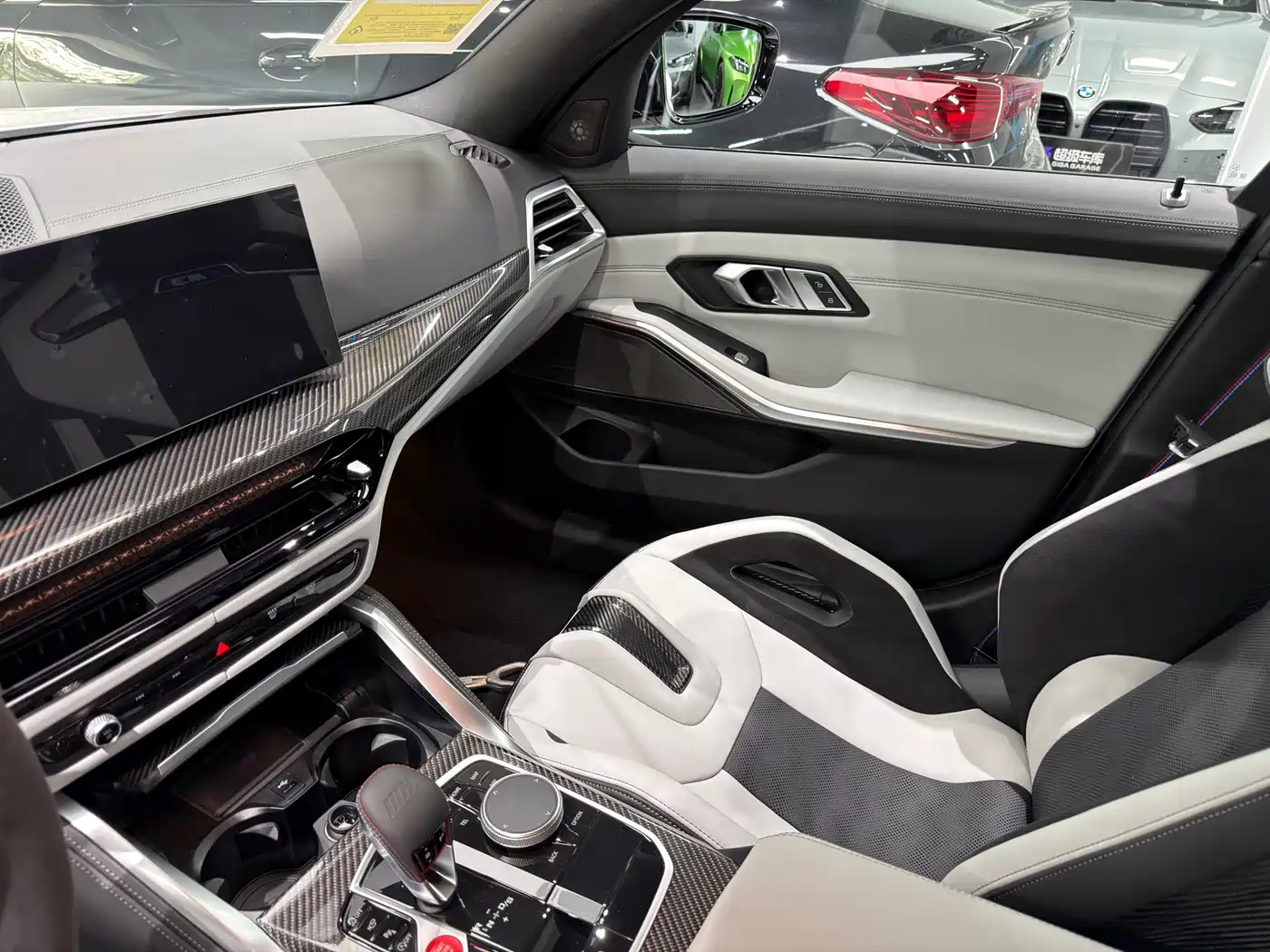 BMW M3 2026 BMW M3 Touring M xDrive Competition фото 11