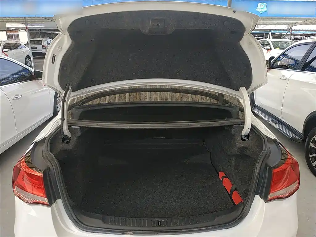Chevrolet Malibu 2018 530T Automatic Trend Edition фото 15