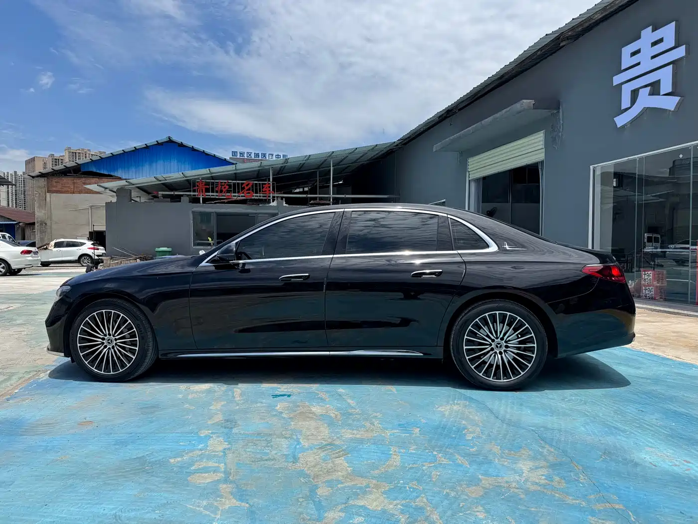 Mercedes-Benz E-Class 2024 Model E 300 L Luxury фото 8