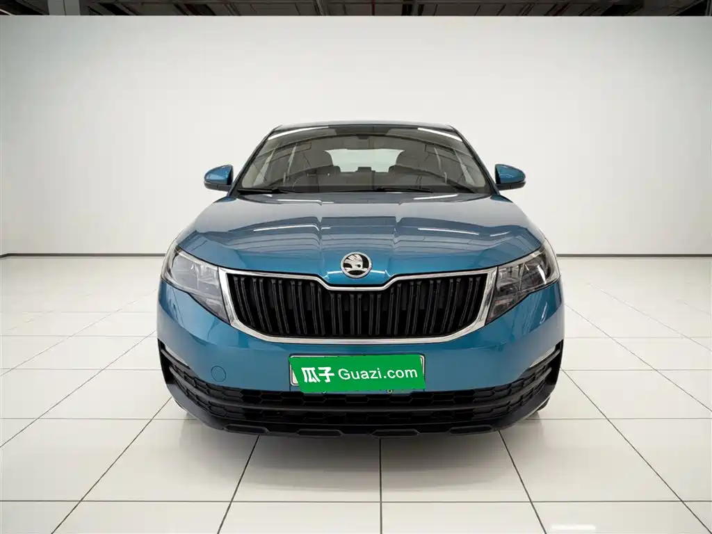 Škoda Kamiq 2018 1.5L Auto Standard Edition China V фото 3