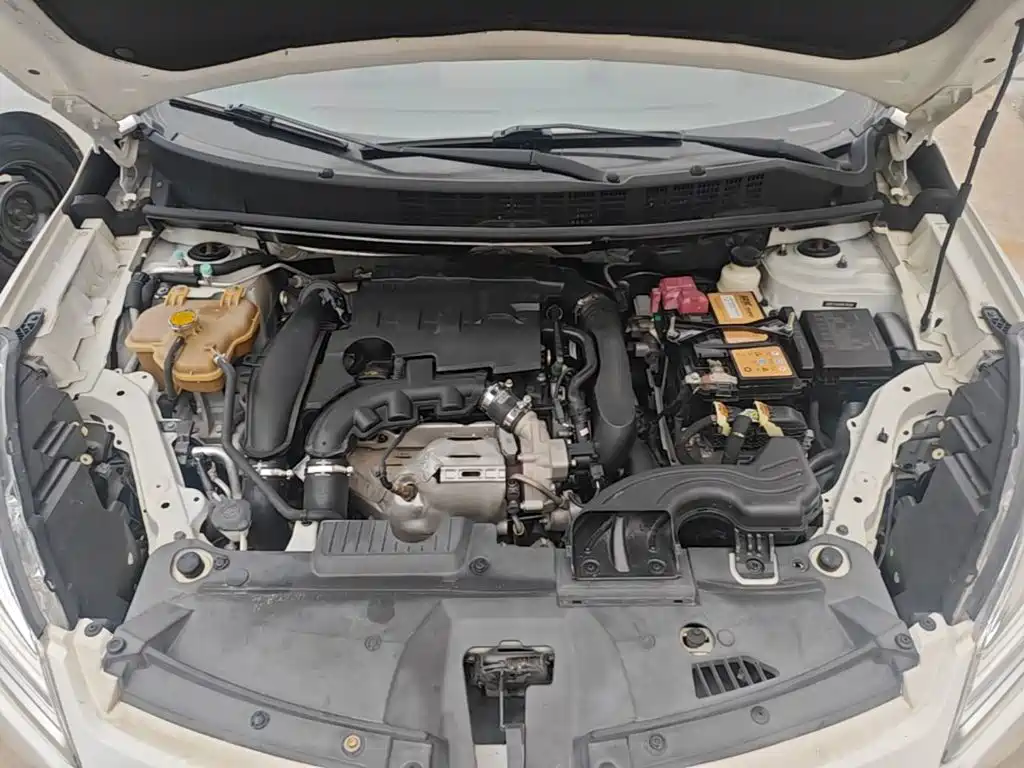 Luxgen U6 SUV 2019 2017 Facelift 1.6T Innovation