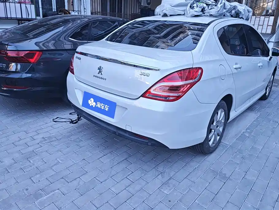 Peugeot 308 2014 Model Joy Edition Classic 1.6L Automatic Trend Style фото 3