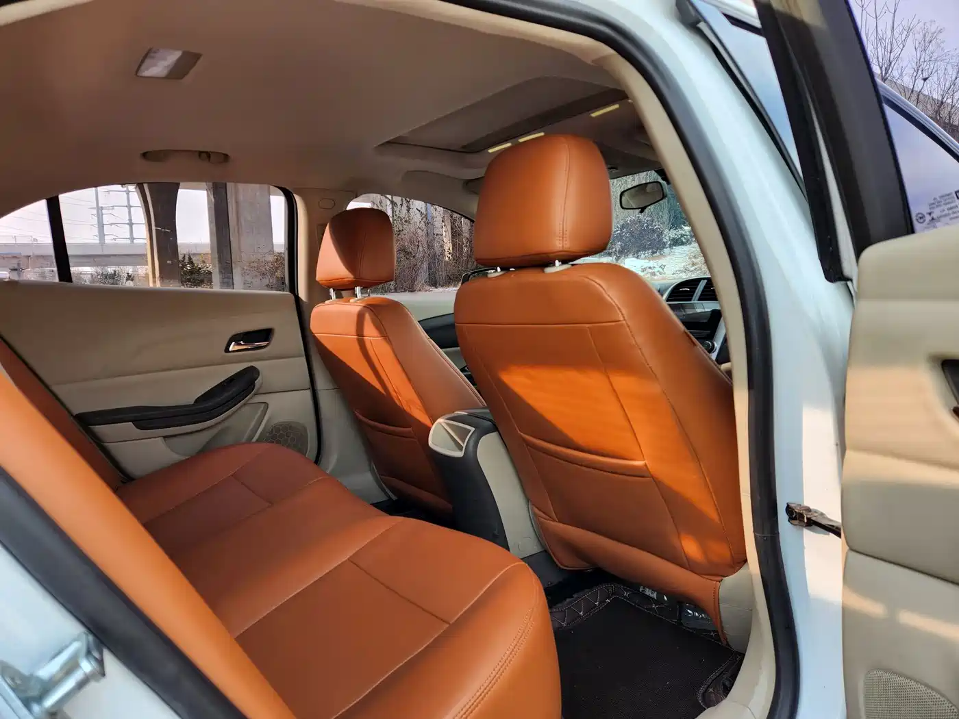 Chevrolet Malibu 2014 2.0L Automatic Comfort фото 12