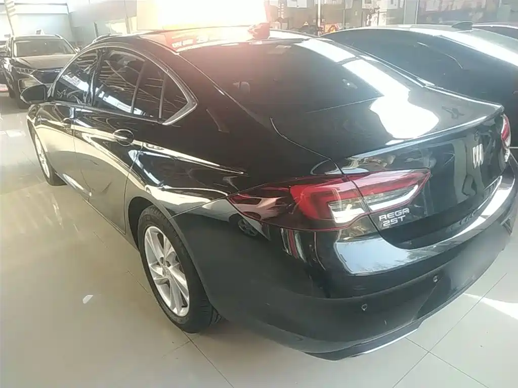 BUICK REGAL