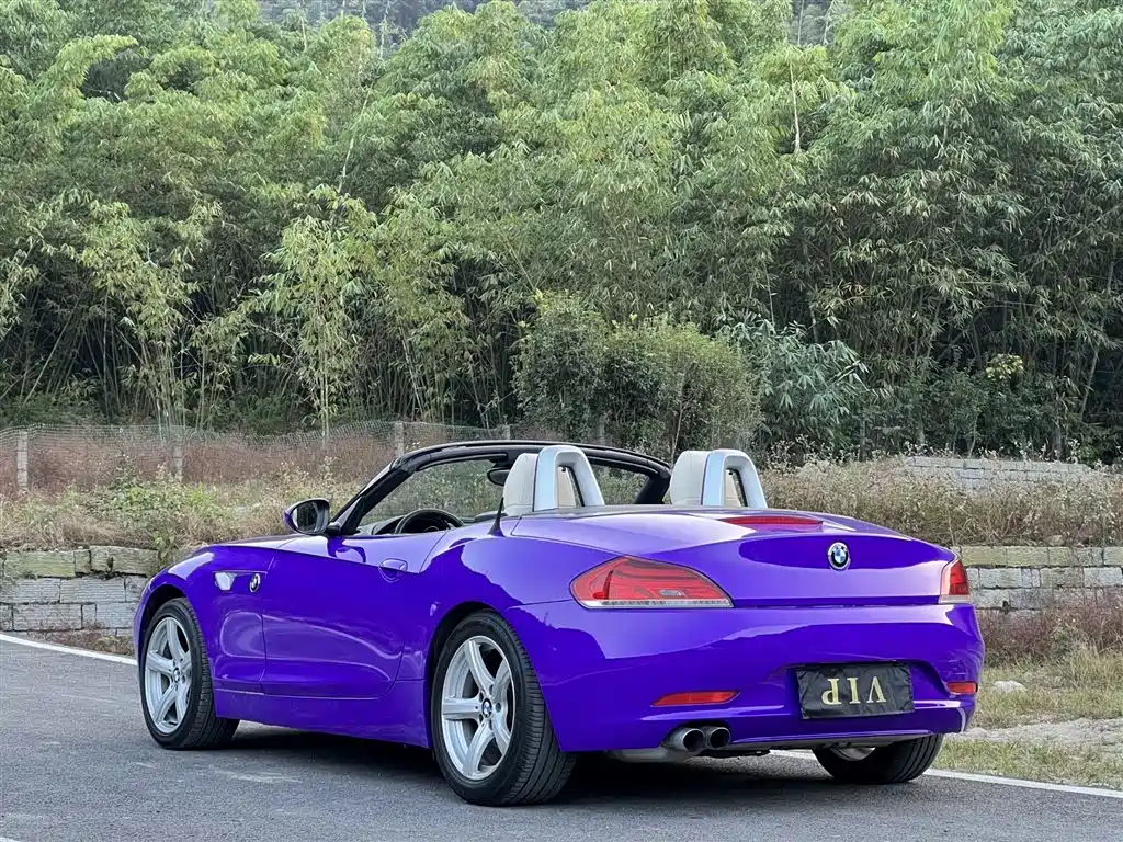 BMW Z4 2012 sDrive20i Leading фото 12