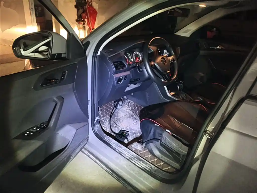 Volkswagen T-Cross 2019 1.5L Automatic Trend Edition фото 16