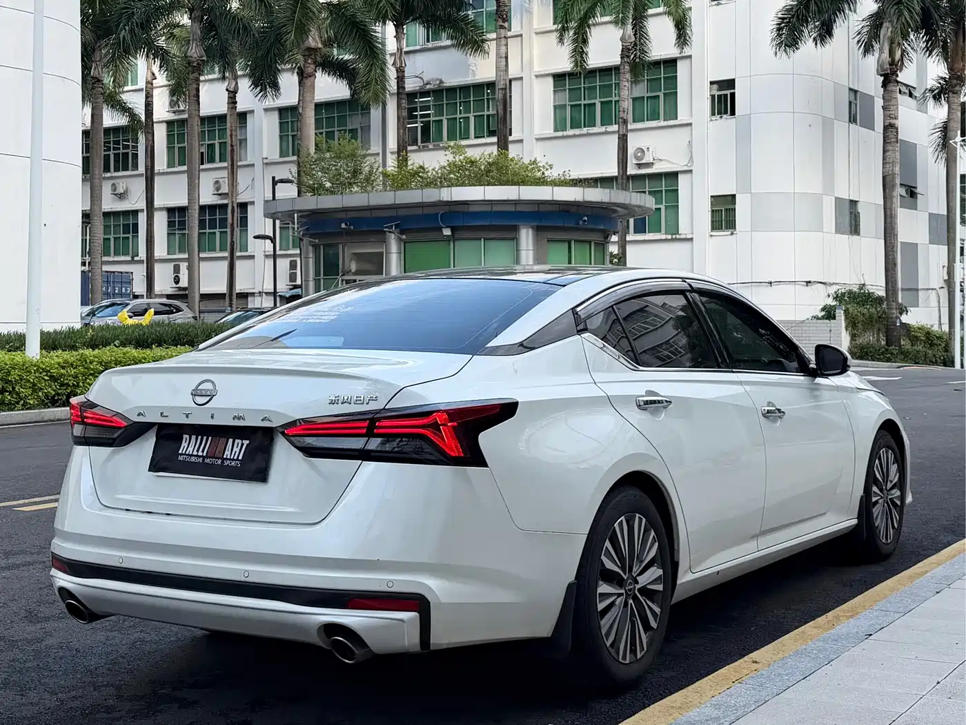 Фото 6 - Nissan Teana