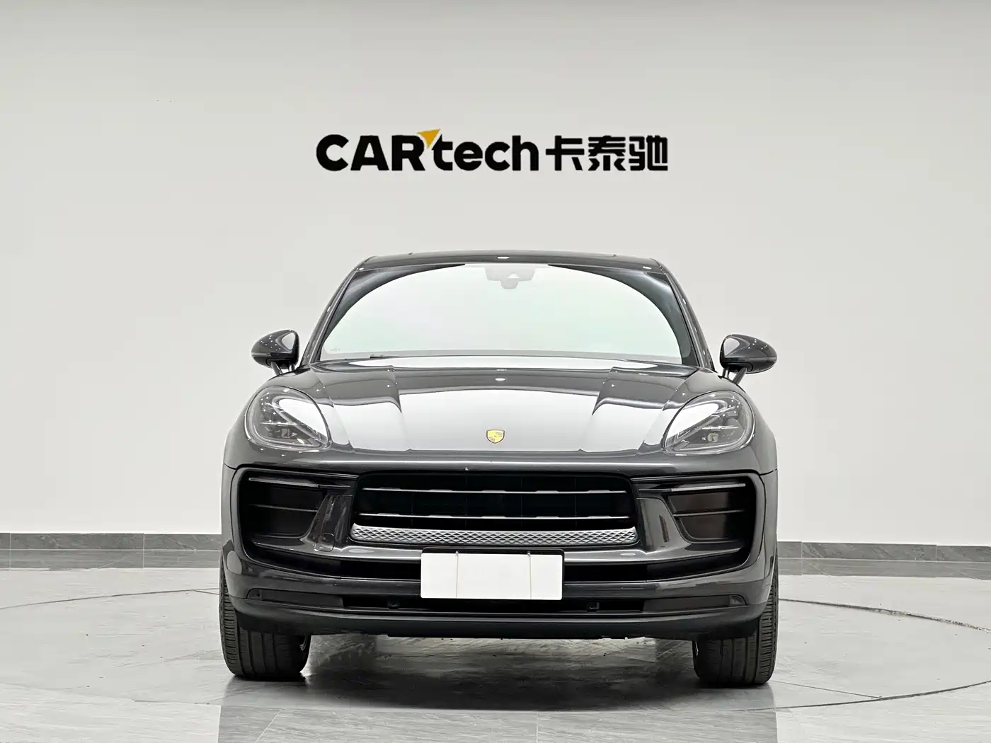 Porsche Macan 2022 Macan 2.0T фото 2