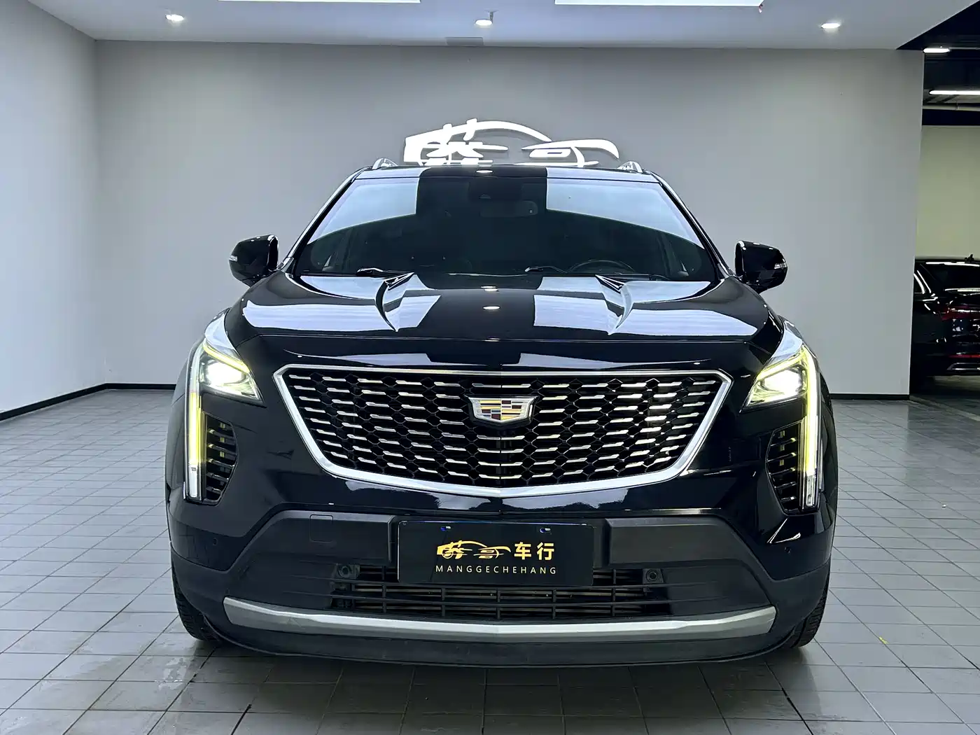 Cadillac XT4 2018 28T AWD Platinum Edition фото 2