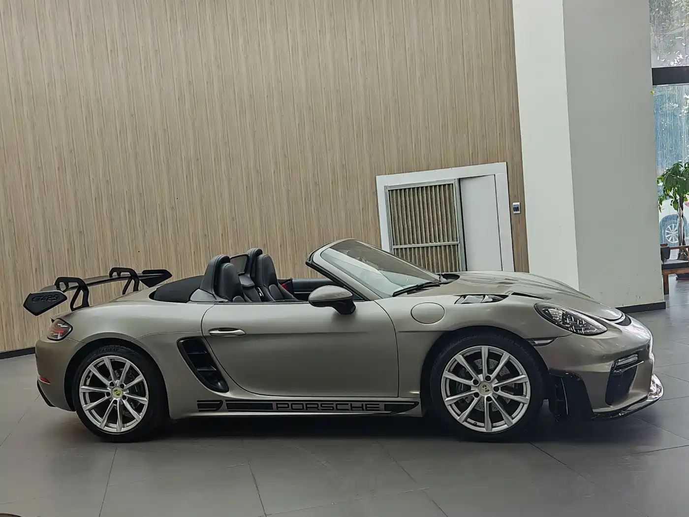 Porsche 718 2018 Boxster 2.0T фото 4