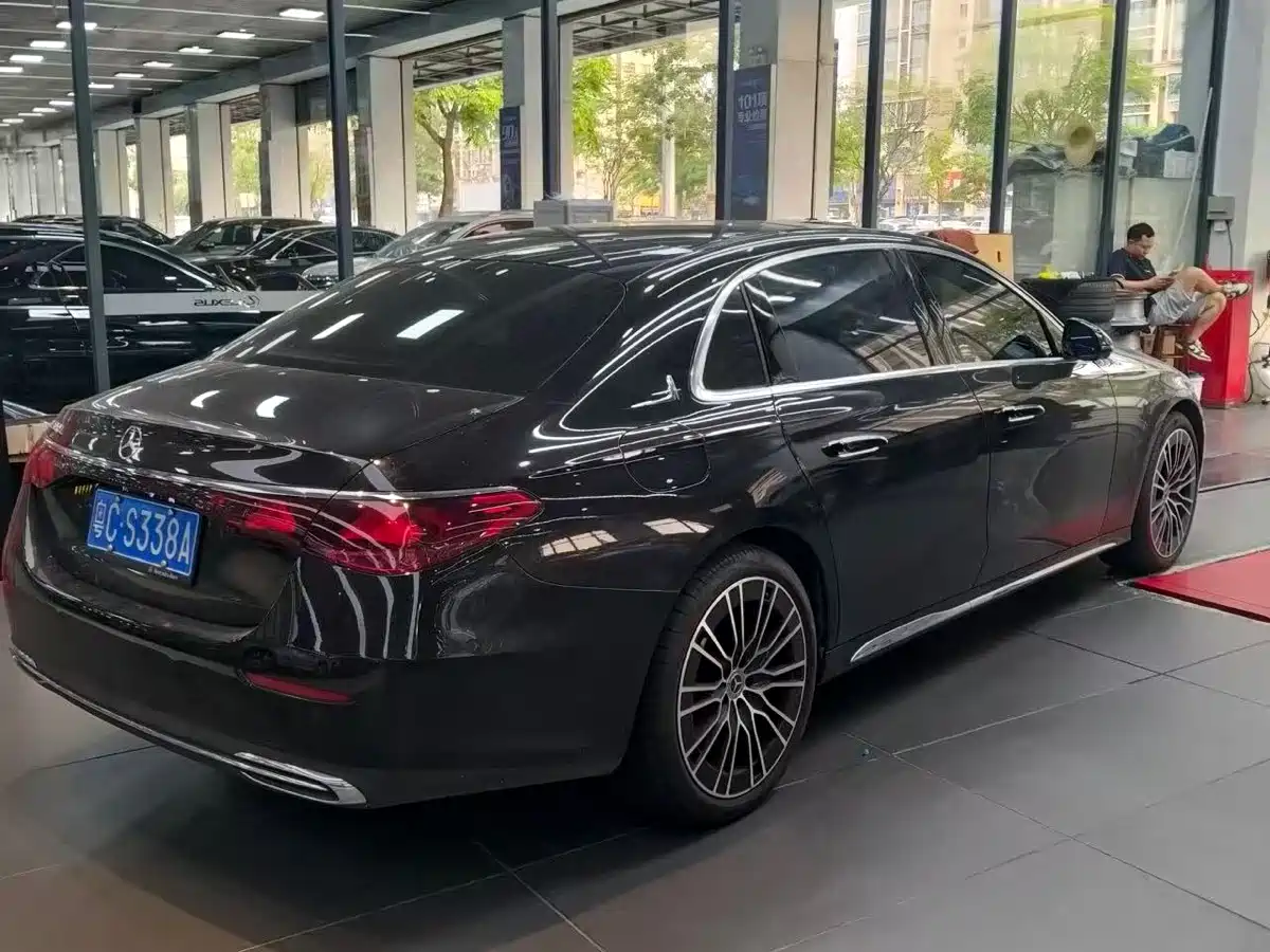 Mercedes-Benz E-Class 2025 Facelift E 300 L Premium фото 2