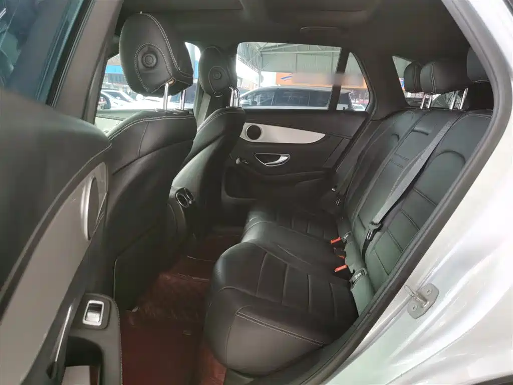 Mercedes-Benz GLC 2016 GLC 200 4MATIC фото 8