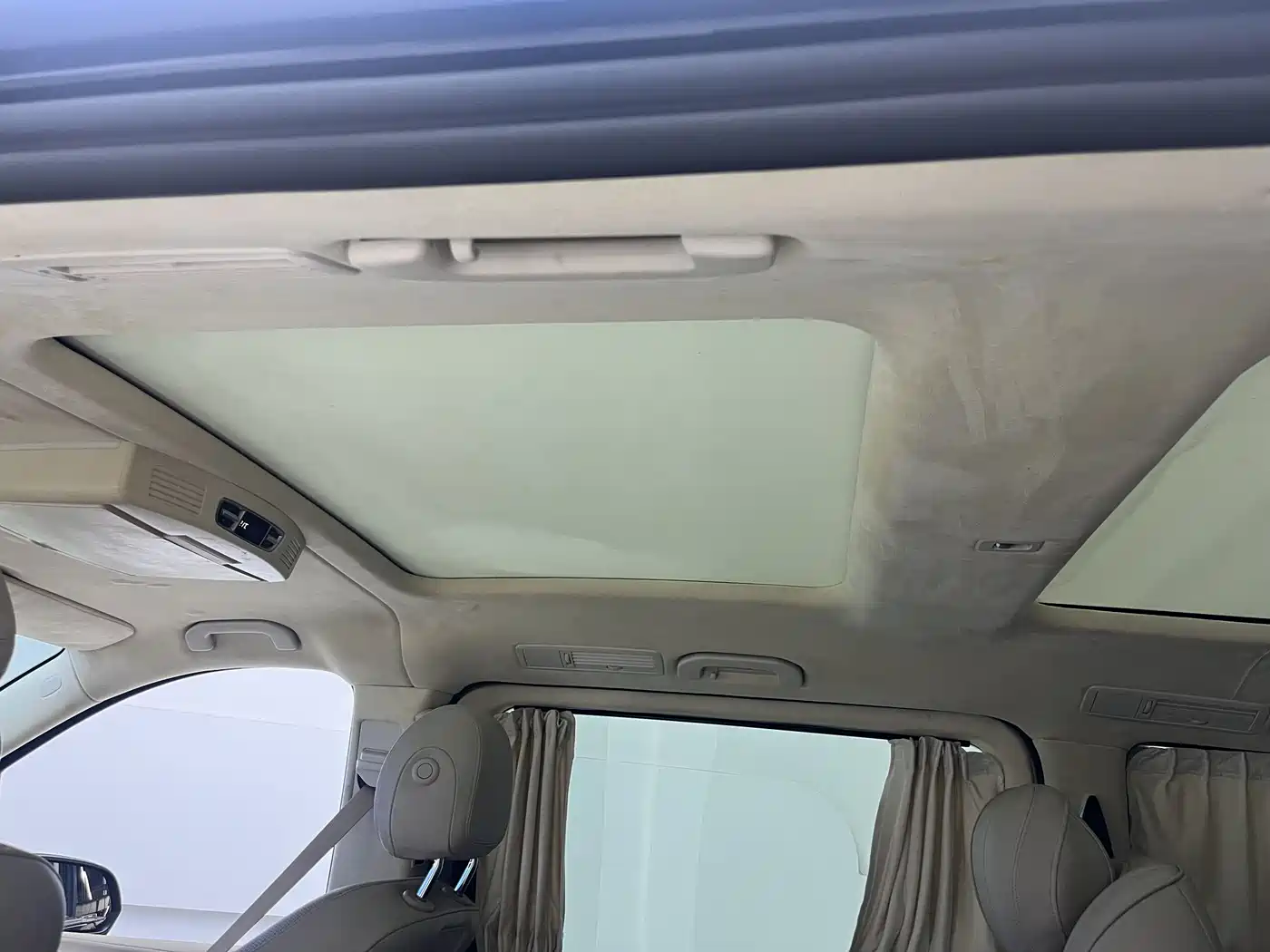 Mercedes-Benz V-Class 2018 V 260 L Premium Long Version China V фото 10