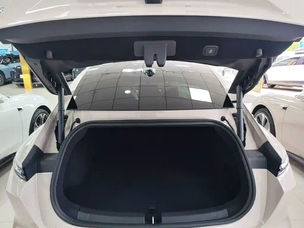 NIO ET5 2025 2025 75kWh