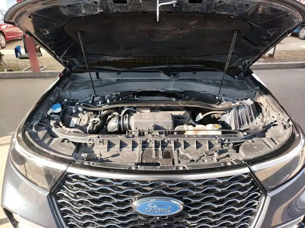 FORD EXPLORER