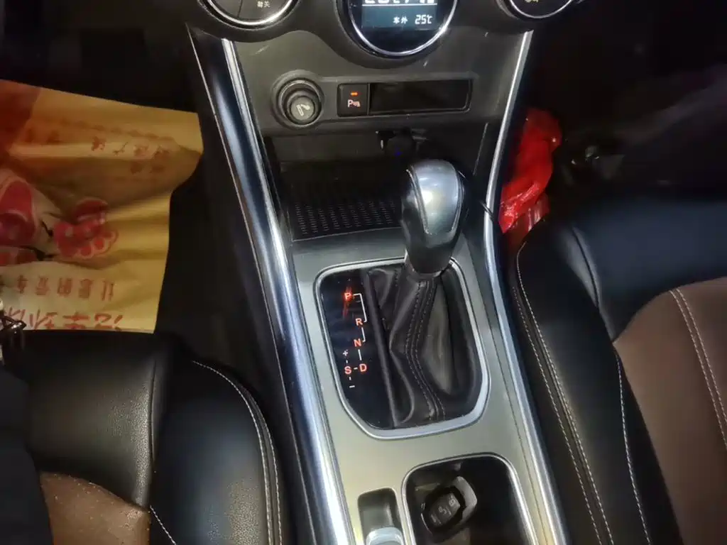 BYD Song 2017 2016 Ultimate Edition 1.5TID Automatic Elite