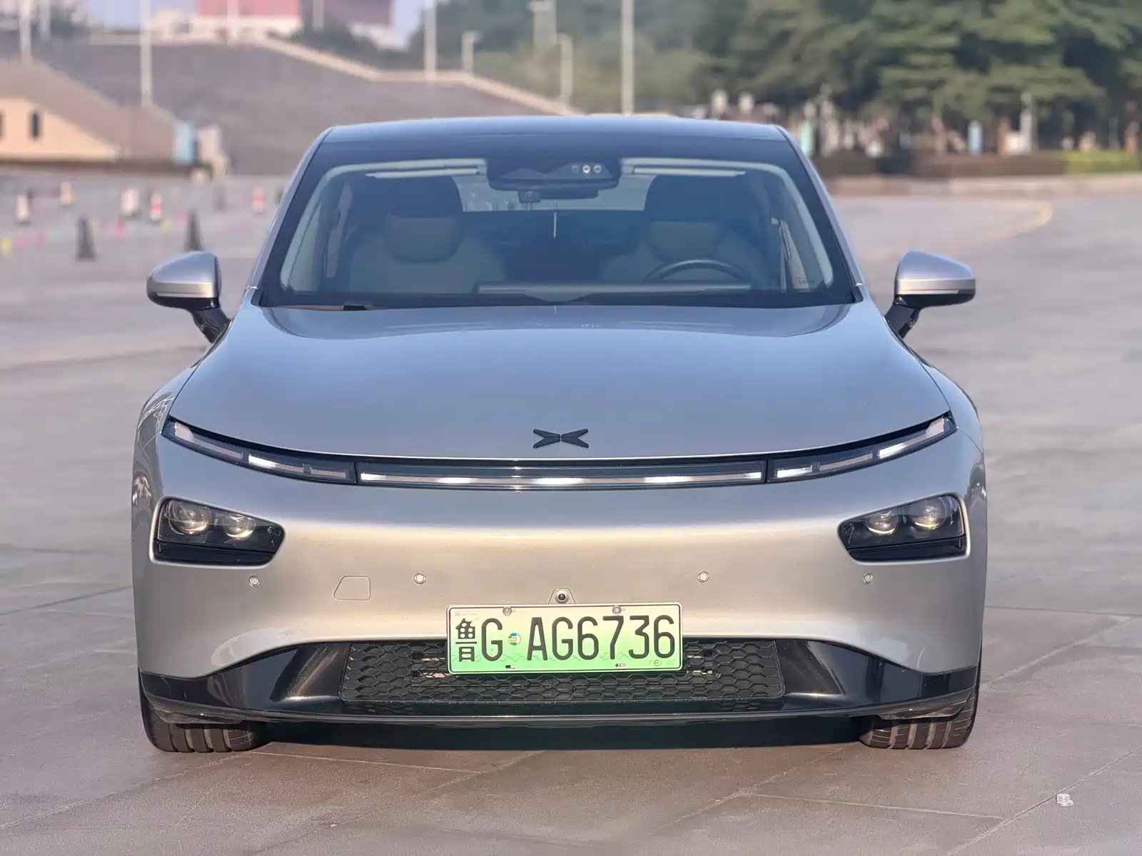Фото 2 - XPeng P7