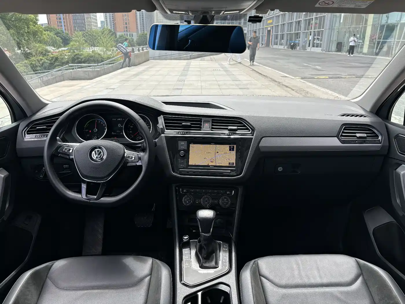 Volkswagen Tiguan L PHEV 2019 430PHEV Hybrid Luxury Edition фото 9