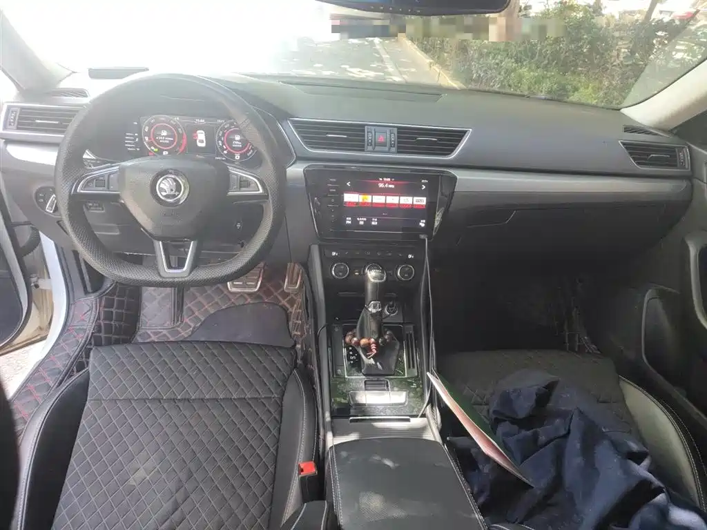 Škoda Superb 2018 TSI280 DSG Comfort (China V) фото 6