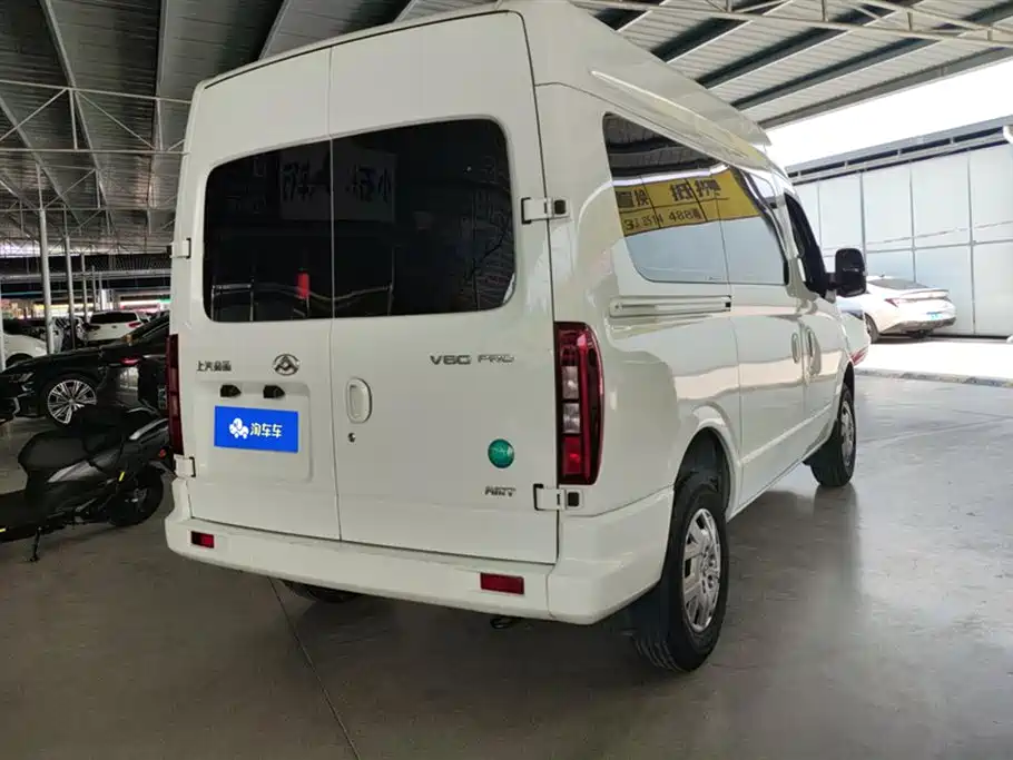 SAIC Maxus Xintu V80 2025 PRO Aoyun 2.0T AMT Short Wheelbase Medium Roof 5/6-Seater фото 3
