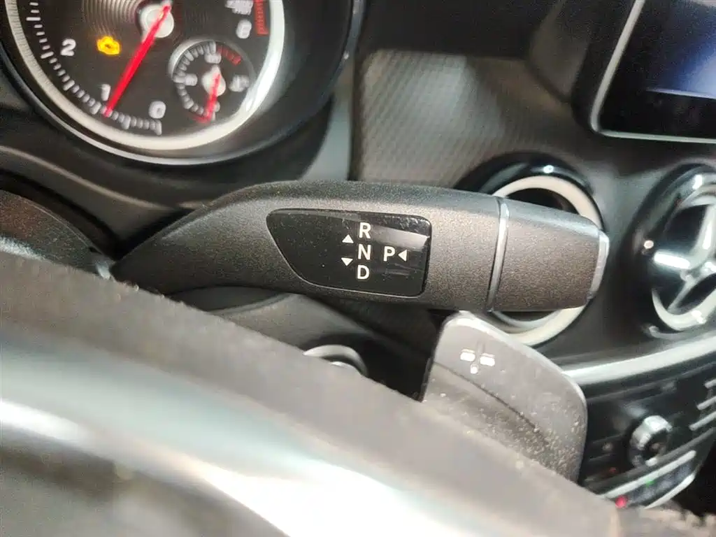 Mercedes-Benz GLA 2019 GLA 200 Dynamic фото 14