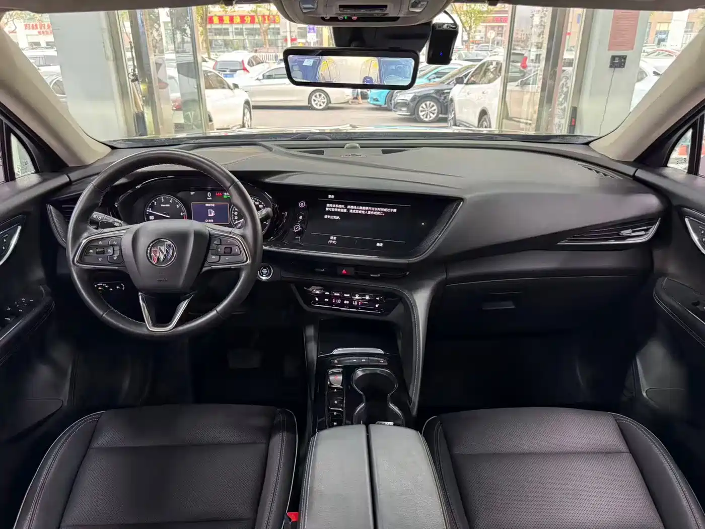 Фото 9 - Buick Envision Plus