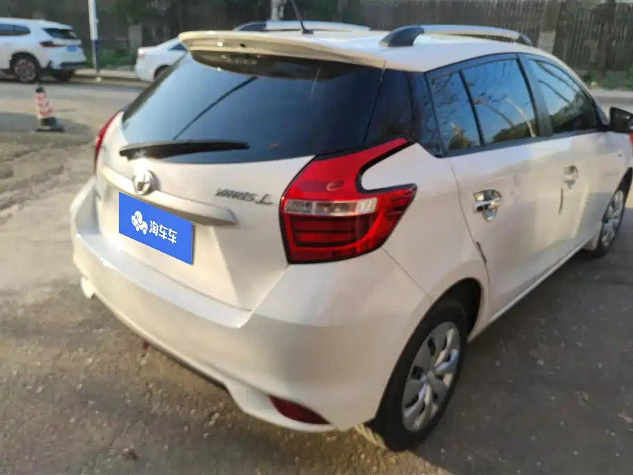 Toyota YARiS L Zhi Xuan 2016 Facelift 1.5E CVT Charming Edition фото 3