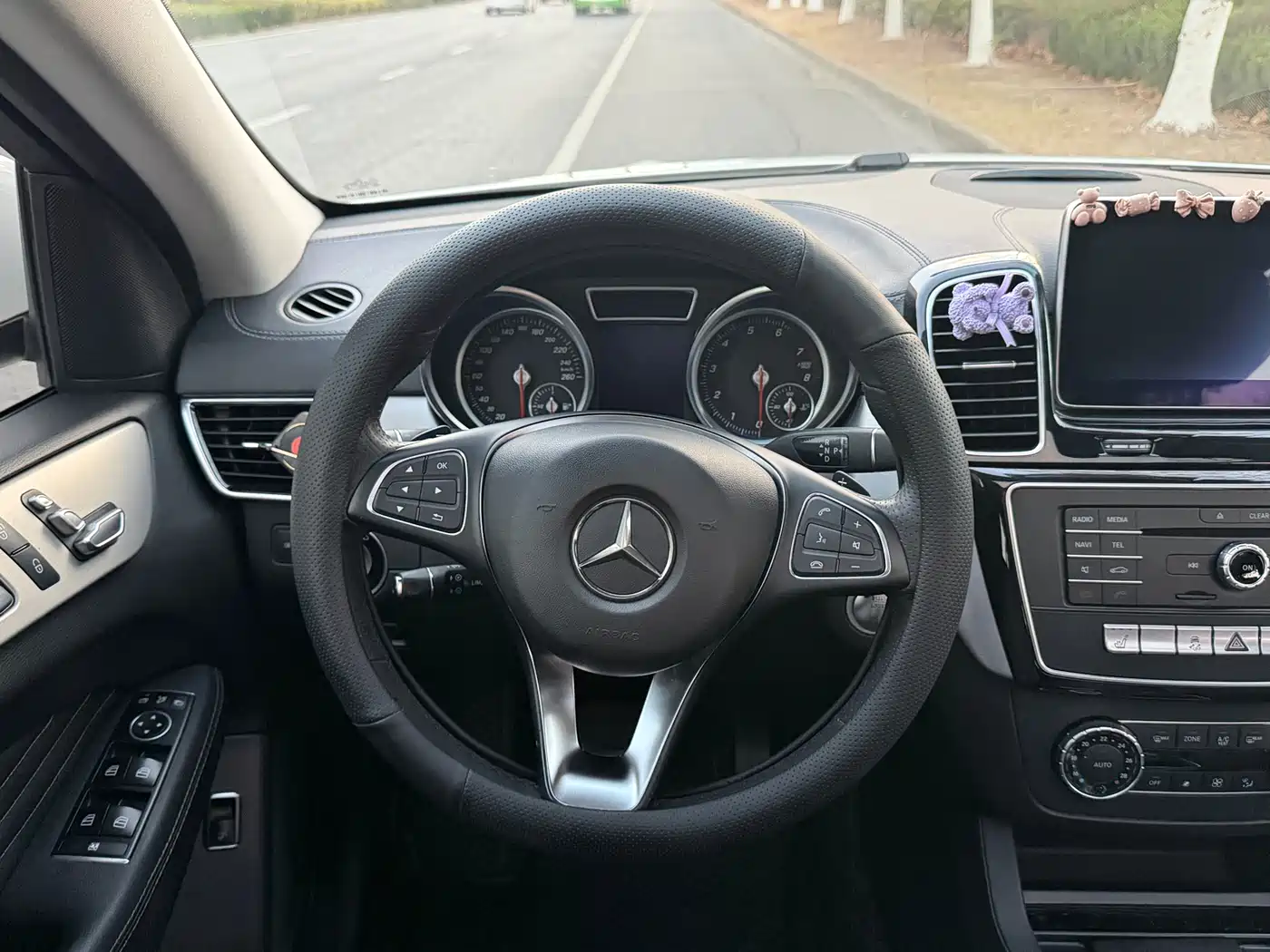 Mercedes-Benz GLE Coupe 2015 GLE 320 4MATIC Coupe SUV фото 15