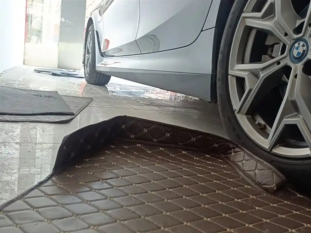 BMW i3 2022 eDrive 35 L фото 22