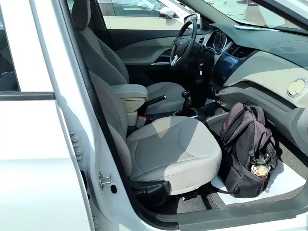 Chevrolet Sail 2018 2018 Sail 3 1.3L Manual Comfort Sunroof