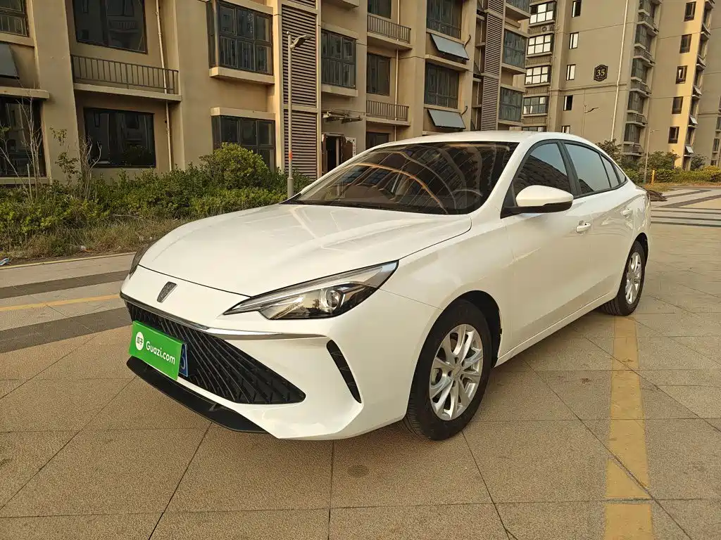 Roewe i5 2025 2023 1.5L Manual Comfort Edition