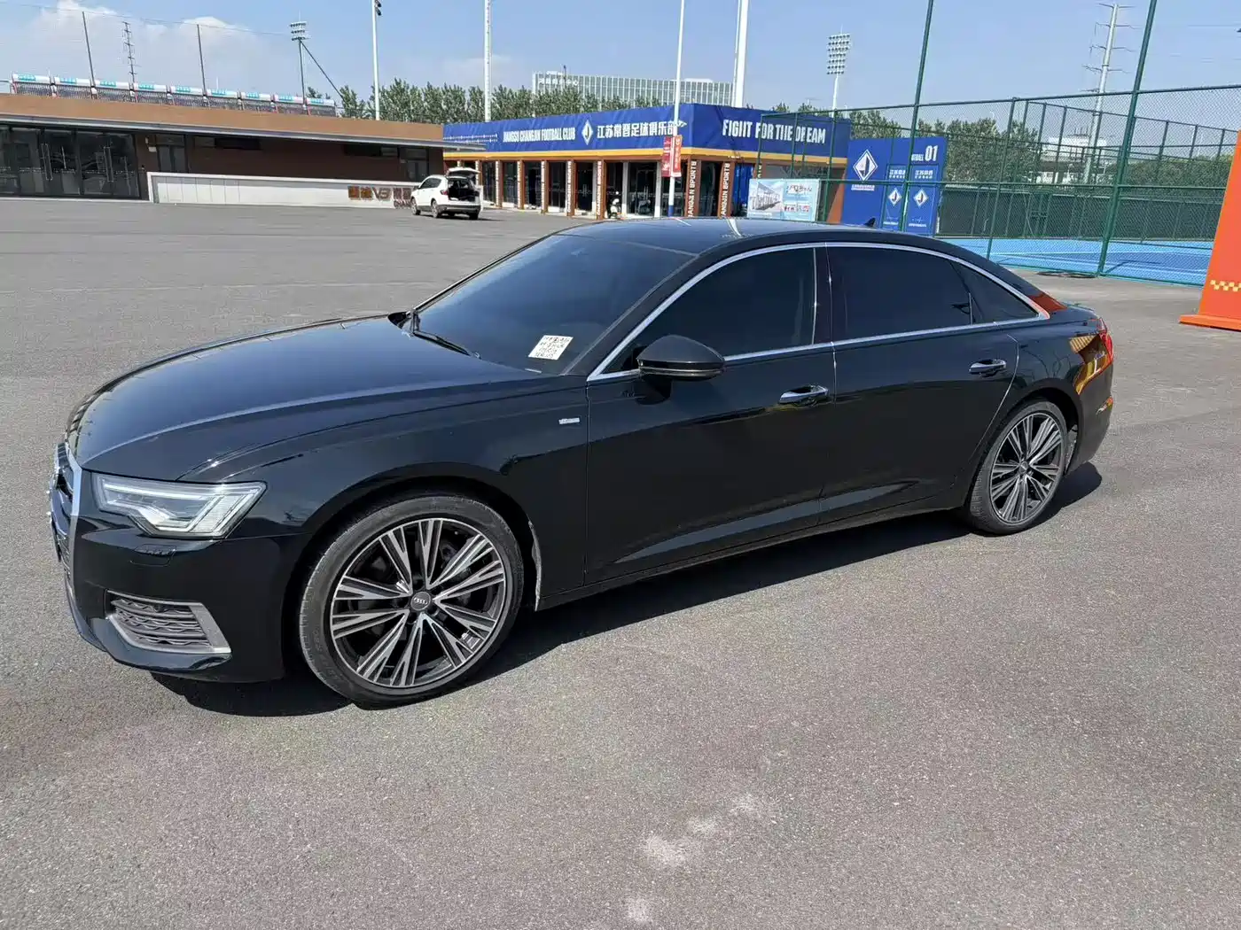 Фото 4 - Audi A6L