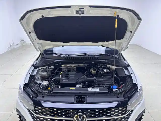 Volkswagen Lavida 2024 Model 1.5L Automatic Starlight 5 Million Edition фото 17