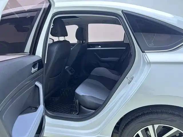 Volkswagen Lavida 2024 Model 1.5L Automatic Starlight 5 Million Edition фото 13