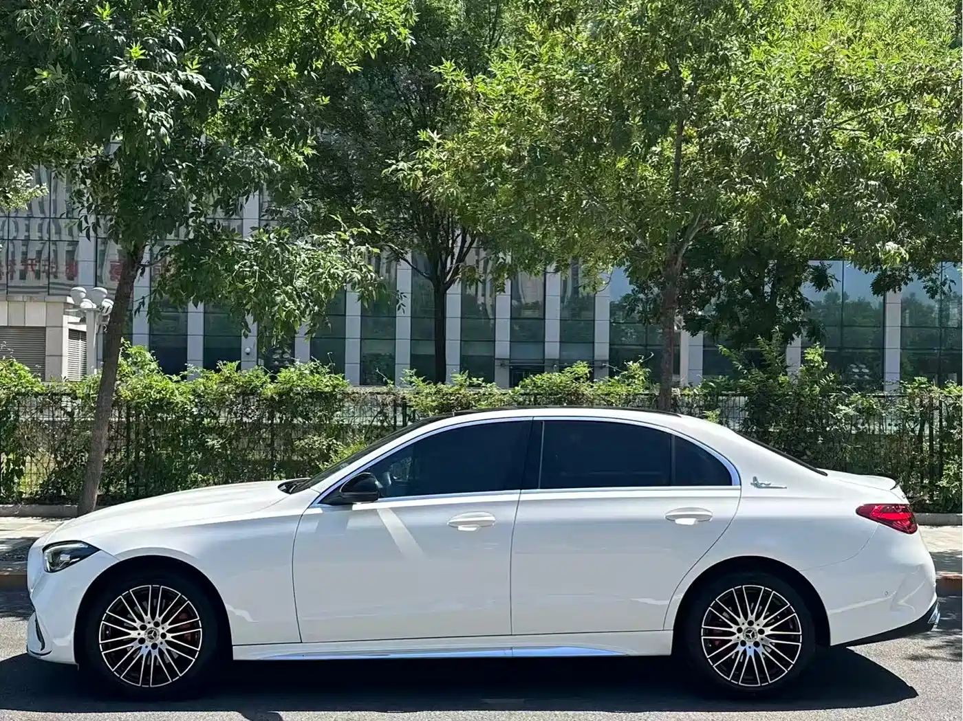 Mercedes-Benz C-Class 2024 Facelift C 260 L Sport фото 7