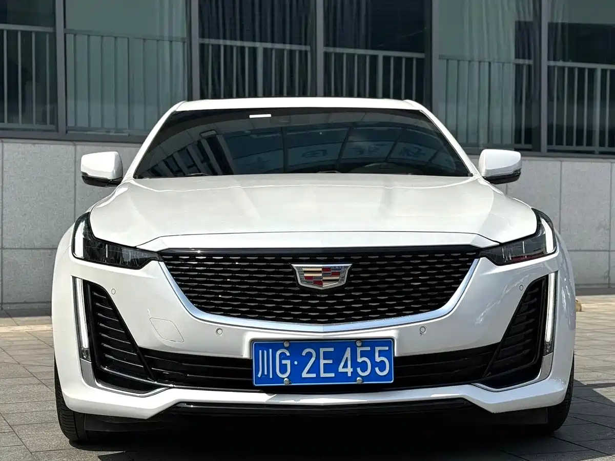 Cadillac CT5 2023 28T Luxury Style (Standard Edition) фото 2