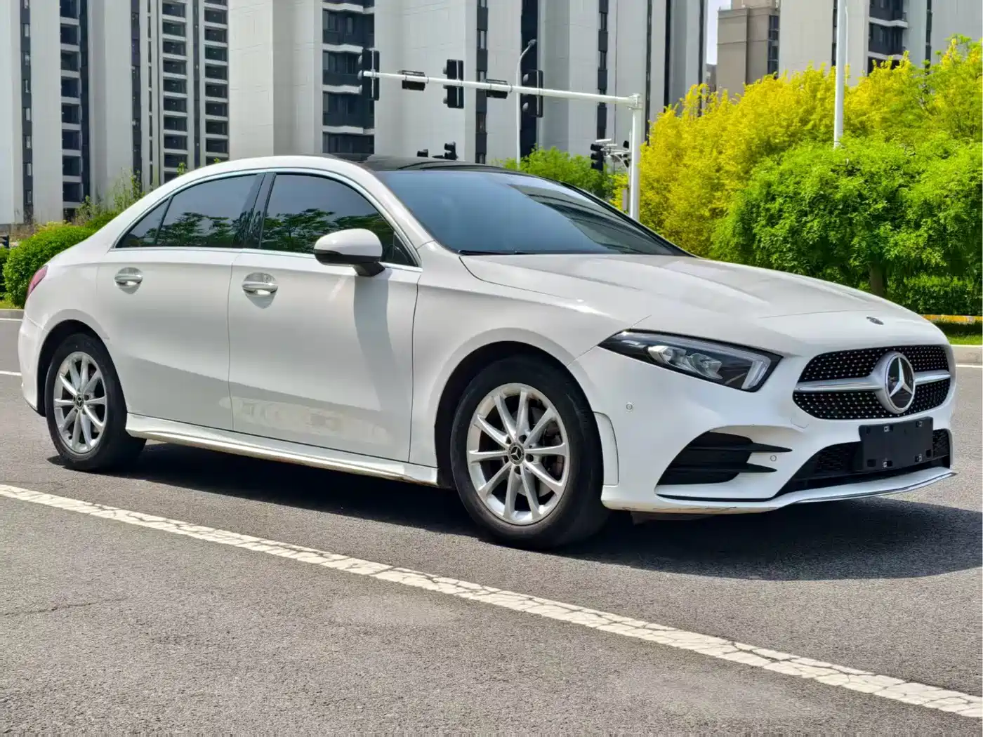 Mercedes-Benz A-Class 2020 Facelift A 200 L Sport Sedan Fashion фото 2