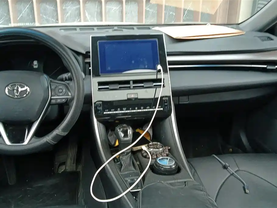 Toyota Avalon 2022 2.0L Progressive Edition фото 13