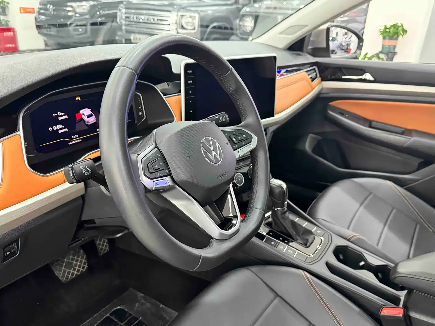 VOLKSWAGEN BORA