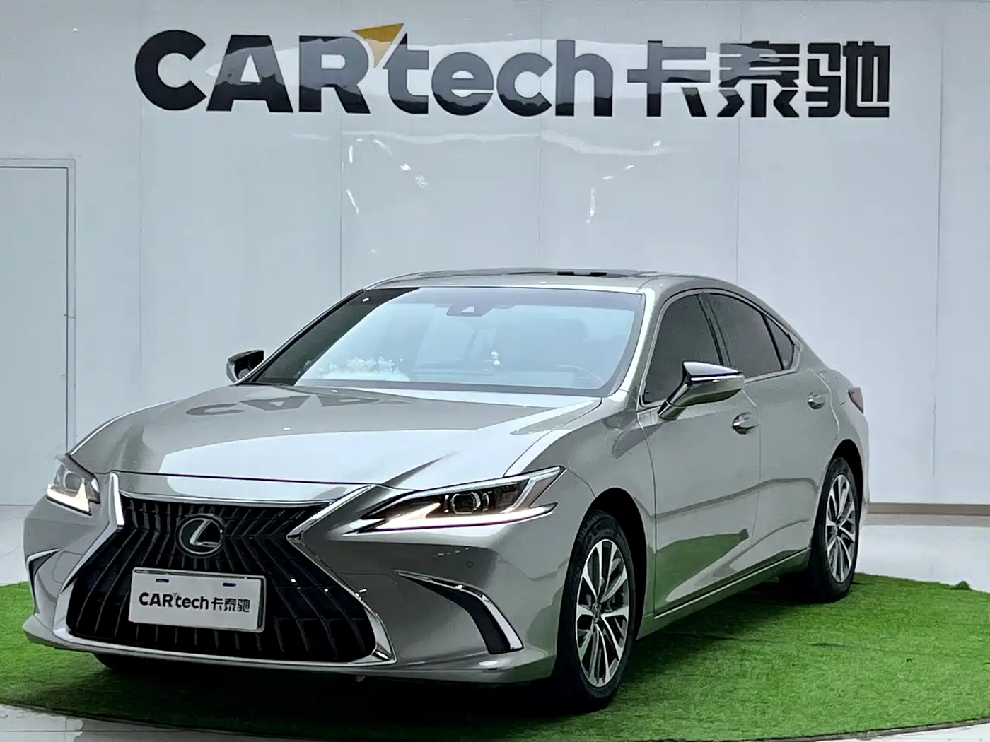 Lexus ES 2023 200 Excellence Edition