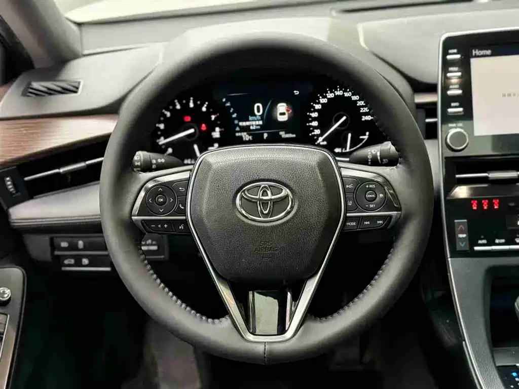 Toyota Avalon 2022 2.0L Progressive Edition фото 6
