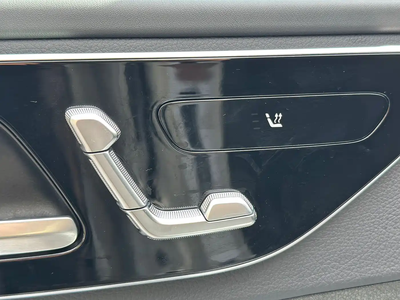 Mercedes-Benz C-Class 2024 Facelift C 260 L Moonlight Sport фото 15