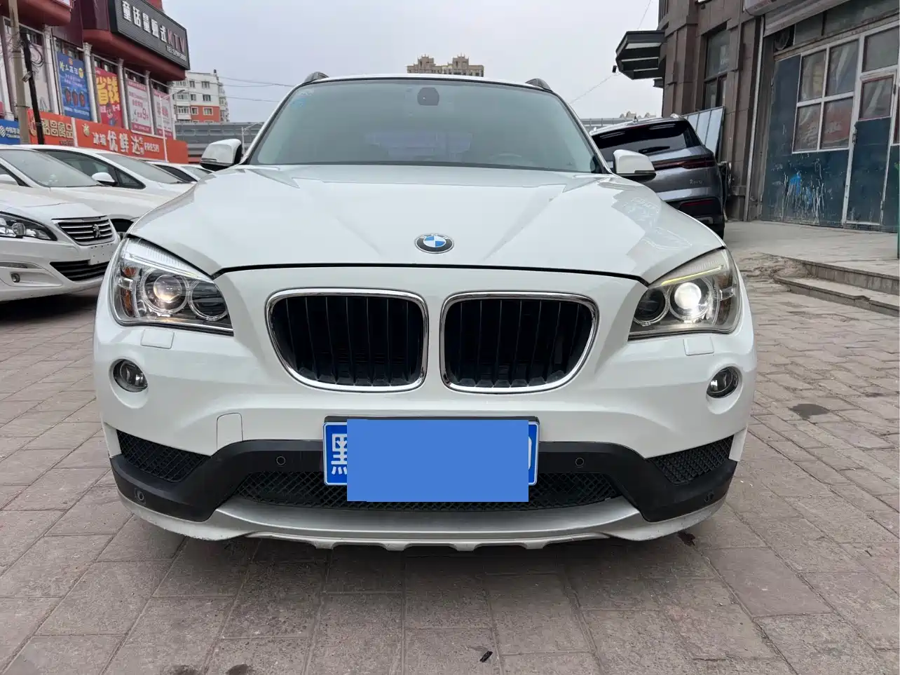 BMW X1 2014 sDrive18i Leading Edition фото 2