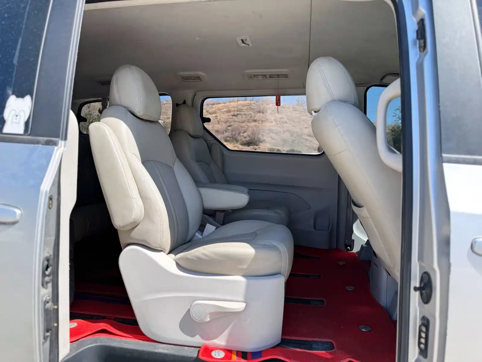 Фото 6 - Maxus G10