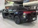 صورة 18 - Zhijie Luxeed R7